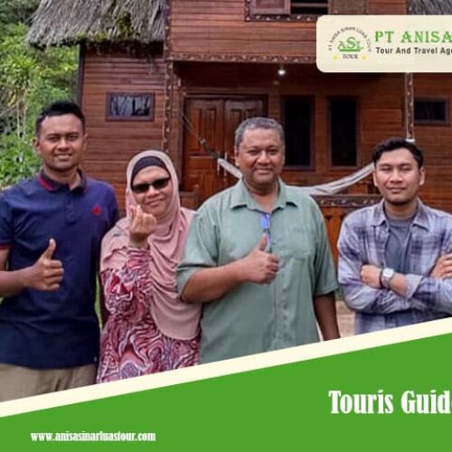 Touris Guide Padang