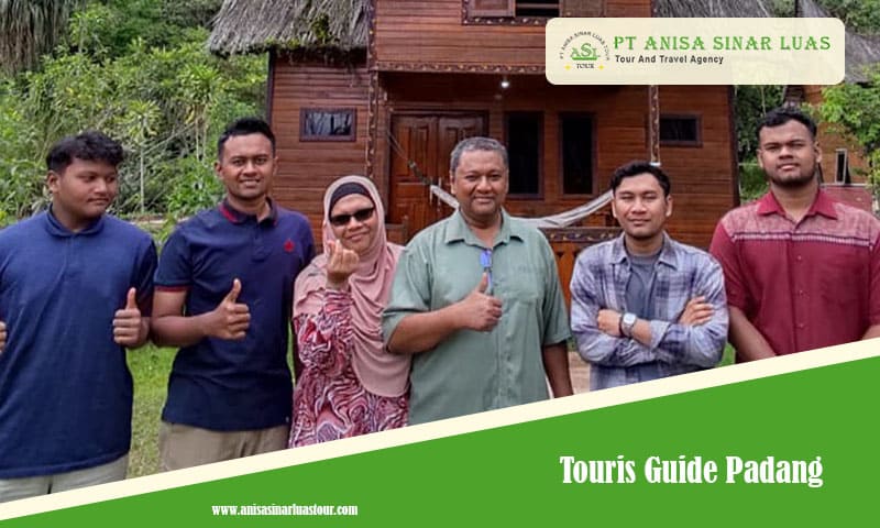 Touris Guide Padang